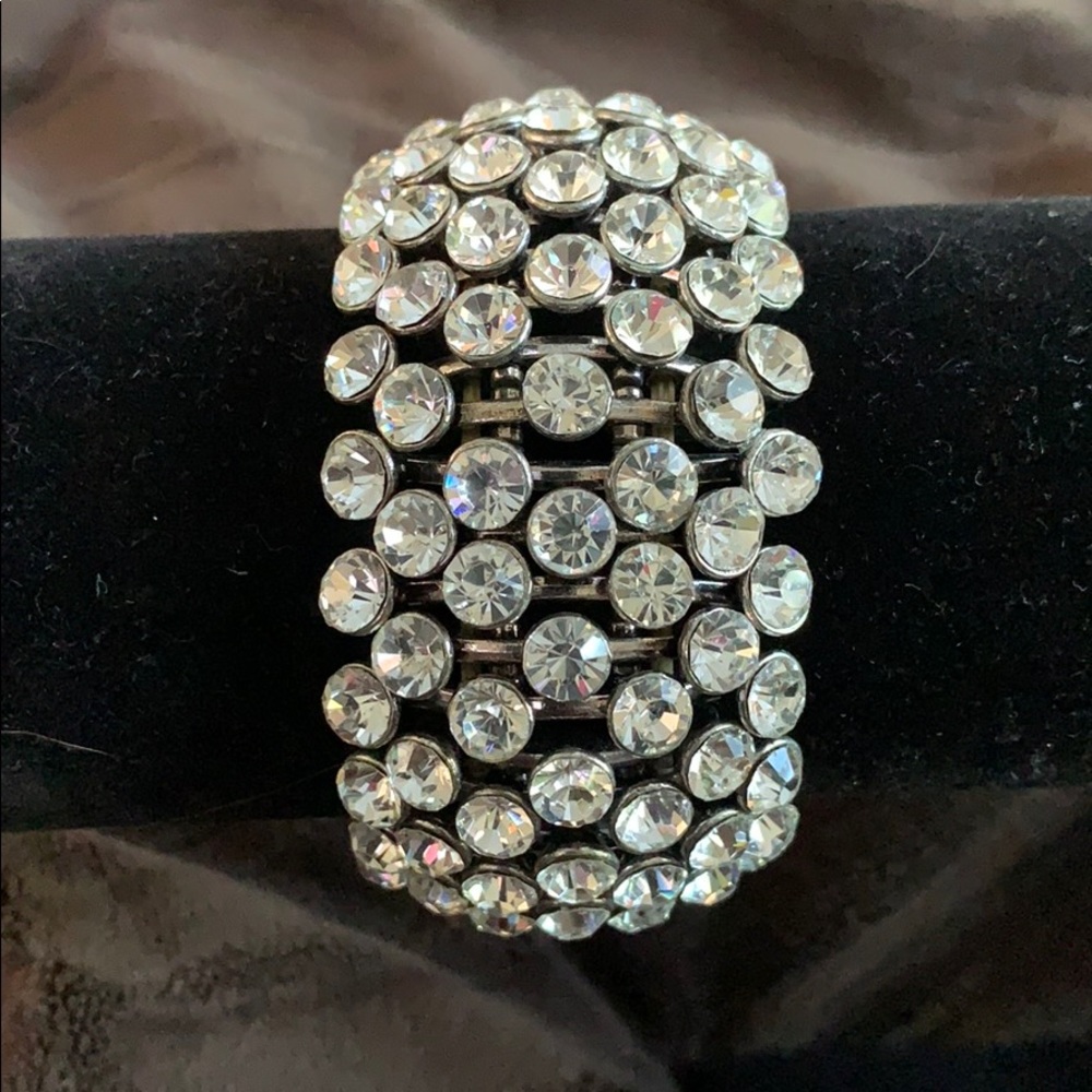 STUNNING Crystal Stretch Bracelet